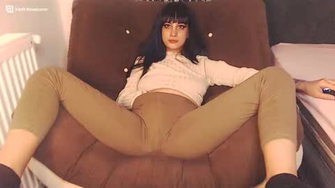 Amy online show from September 9, 2025, 10:09 pm