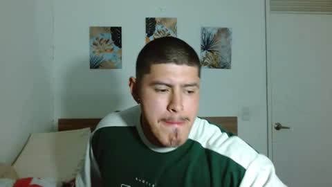 Snapshot of baltazardupont chatting on January 31, 2025, 11:46 am Andres - online show from January 31, 2025, 11:46 am