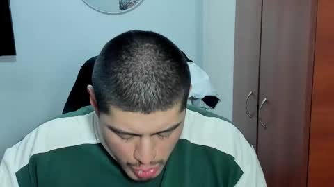 Snapshot of baltazardupont chatting on October 2, 2025, 2:07 am Andres - online show from October 2, 2025, 2:07 am