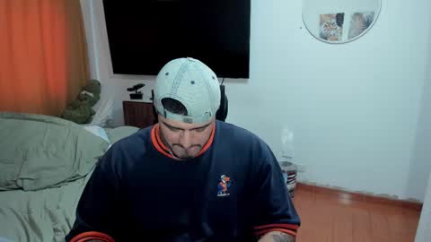 Snapshot of baltazardupont chatting on October 7, 2025, 2:03 pm Andres - online show from October 7, 2025, 2:03 pm