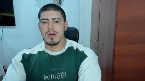 Snapshot of baltazardupont chatting on October 29, 2025, 2:58 am Andres - online show from October 29, 2025, 2:58 am