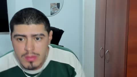 Snapshot of baltazardupont chatting on November 1, 2025, 2:46 am Andres - online show from November 1, 2025, 2:46 am