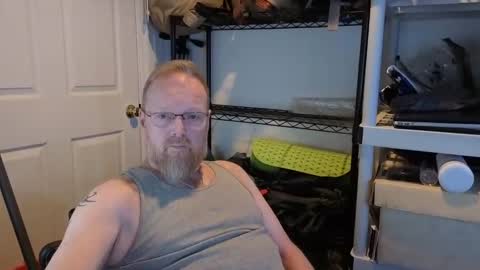 baltomoron69 online show from November 10, 2025, 1:10 pm