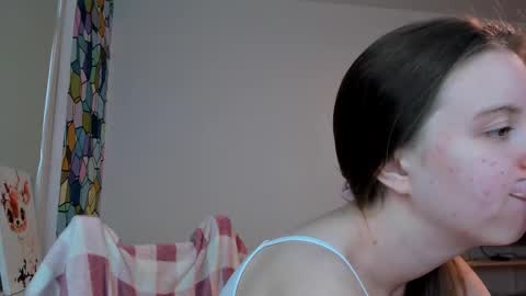 Kira online show from November 23, 2025, 8:58 am