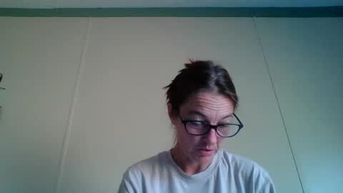 Snapshot of bamacpl80 chatting on September 10, 2025, 5:35 pm bamacpl80 online show from September 10, 2025, 5:35 pm