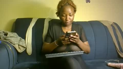 Snapshot of bambi_blush chatting on September 24, 2025, 4:27 am bambi online show from September 24, 2025, 4:27 am
