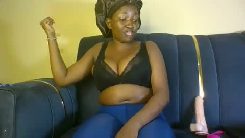 Snapshot of bambi_blush chatting on October 24, 2025, 7:54 pm bambi online show from October 24, 2025, 7:54 pm