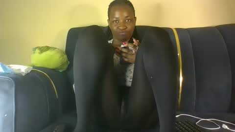 Snapshot of bambi_blush chatting on November 19, 2025, 6:52 pm bambi online show from November 19, 2025, 6:52 pm