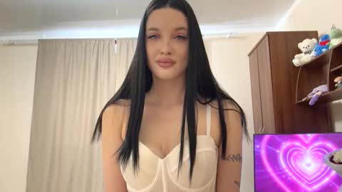 Snapshot of bambihardimon chatting on February 17, 2026, 9:06 am Jene online show from February 17, 2026, 9:06 am