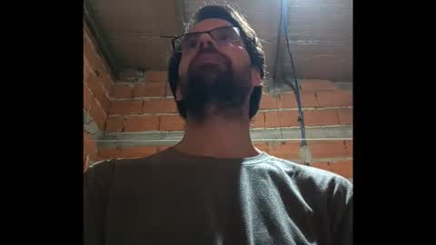 Ezequiel online show from October 3, 2025, 1:24 am