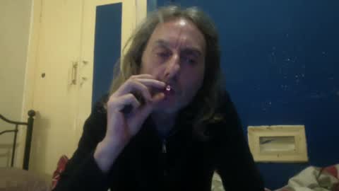 Snapshot of bangintoleather chatting on January 18, 2025, 2:36 am bangintoleather online show from January 18, 2025, 2:36 am