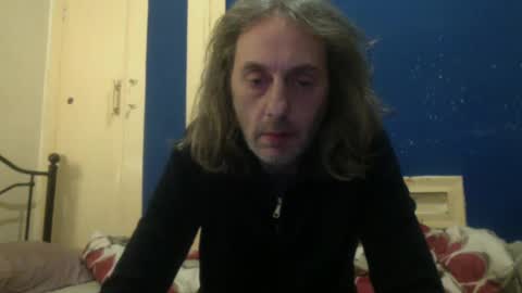 Snapshot of bangintoleather chatting on January 19, 2025, 2:15 am bangintoleather online show from January 19, 2025, 2:15 am