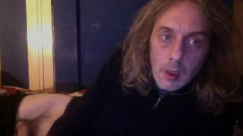 Snapshot of bangintoleather chatting on February 25, 2025, 2:25 am bangintoleather online show from February 25, 2025, 2:25 am