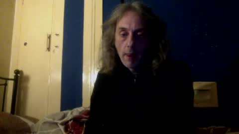 Snapshot of bangintoleather chatting on March 6, 2025, 2:51 am bangintoleather online show from March 6, 2025, 2:51 am