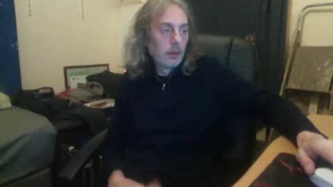 Snapshot of bangintoleather chatting on September 14, 2025, 2:54 am bangintoleather online show from September 14, 2025, 2:54 am