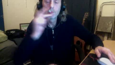 Snapshot of bangintoleather chatting on September 20, 2025, 3:07 am bangintoleather online show from September 20, 2025, 3:07 am