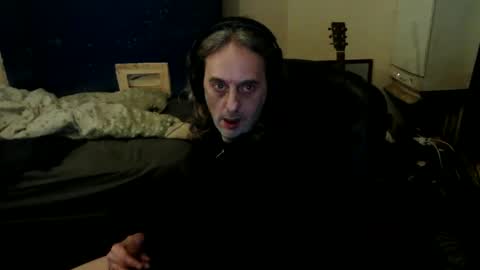 bangintoleather online show from February 13, 2026, 4:19 am