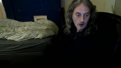 bangintoleather online show from April 19, 2026, 1:49 am
