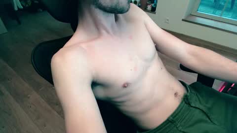 Snapshot of banzal chatting on November 20, 2025, 3:34 pm banzak online show from November 20, 2025, 3:34 pm