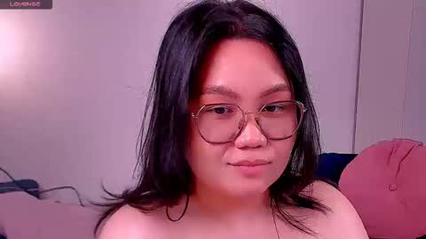 Barbie Kim online show from March 8, 2026, 2:04 am