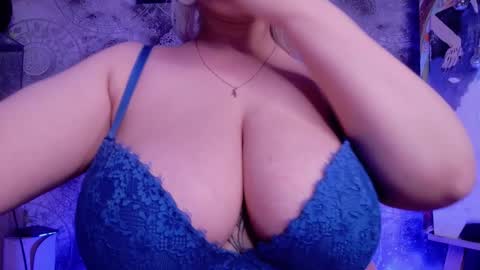 barbara_dennis online show from October 28, 2025, 11:47 am