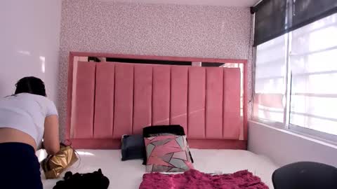 B A R B A R A online show from November 3, 2025, 11:55 am