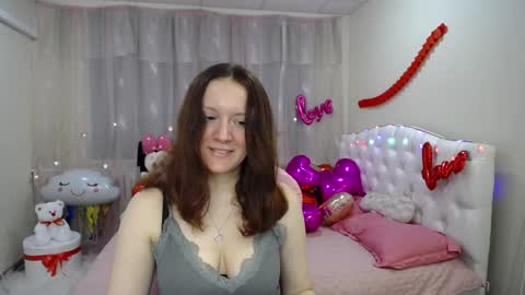 barbarastily online show from January 31, 2025, 2:39 pm