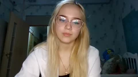 barbie___girl online show from February 16, 2026, 3:52 pm