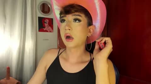 Snapshot of barbie_boy_ chatting on September 25, 2025, 7:56 am I work from home this is my room 3 online show from September 25, 2025, 7:56 am