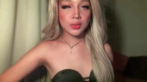 Snapshot of barbie_ford_ chatting on December 31, 2024, 8:26 am barbie_ford_ online show from December 31, 2024, 8:26 am