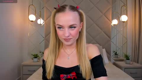 Snapshot of barbie_lis chatting on March 5, 2025, 12:27 am LisGTM2 Mon-Thu Sat 0100am-0700am online show from March 5, 2025, 12:27 am