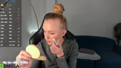 Snapshot of barbie_lis chatting on November 9, 2025, 12:31 am LisGTM2 Mon-Thu Sat 0100am-0700am online show from November 9, 2025, 12:31 am