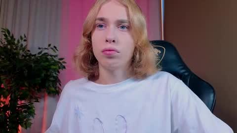 barbie_richy online show from October 1, 2025, 5:35 am