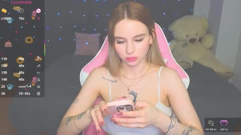 Eva online show from April 17, 2026, 2:42 pm