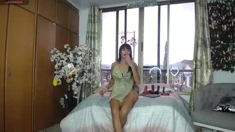 Barbiefoxx online show from December 2, 2025, 7:53 pm