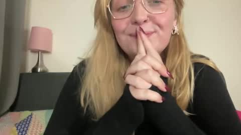 Snapshot of barbiegirl966 chatting on February 1, 2025, 9:51 pm barbiegirl966 online show from February 1, 2025, 9:51 pm