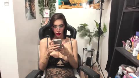 Issa Trap online show from February 3, 2026, 3:28 pm