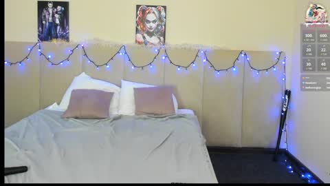 Snapshot of barbiemuscle1 chatting on December 22, 2024, 6:15 pm Barbie online show from December 22, 2024, 6:15 pm