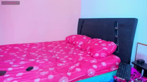 Snapshot of barbiets3 chatting on November 17, 2025, 8:36 pm DAHIANNA BELTRAN online show from November 17, 2025, 8:36 pm