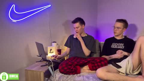 Fansly  Barney  and Kevin T  online show from March 1, 2025, 7:26 pm