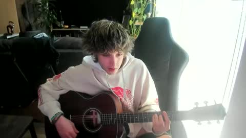 Snapshot of bashful4200 chatting on February 12, 2026, 7:09 pm ryan online show from February 12, 2026, 7:09 pm