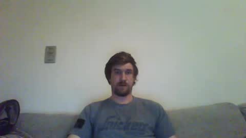 Snapshot of basteleus1 chatting on February 6, 2025, 2:33 am basteleus1 online show from February 6, 2025, 2:33 am