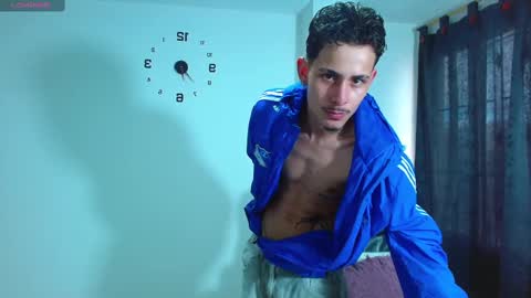 Bastian online show from October 3, 2025, 8:39 pm