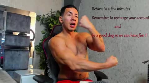 Bastian Independent Model online show from October 10, 2025, 12:04 pm