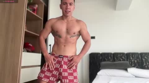 Snapshot of bastian_franco01 chatting on June 21, 2026, 12:30 pm Bastian Independent Model online show from June 21, 2026, 12:30 pm