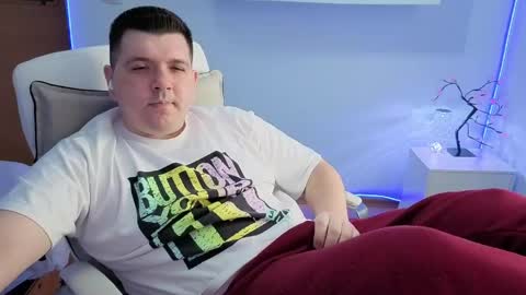 Snapshot of basystem8 chatting on April 14, 2026, 7:36 am BASY online show from April 14, 2026, 7:36 am