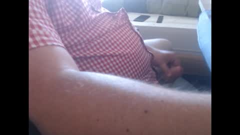Snapshot of bavarianboy89 chatting on September 21, 2025, 11:01 am Daniel online show from September 21, 2025, 11:01 am