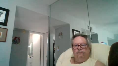Single Grandpa in Florida. Love to C2C and have Fun Privately online show from June 29, 2026, 12:27 pm