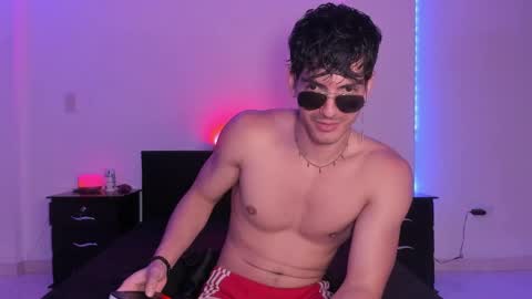 Snapshot of bbbeachboy chatting on January 22, 2025, 12:38 am Valentino online show from January 22, 2025, 12:38 am