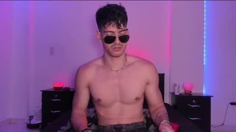 Snapshot of bbbeachboy chatting on January 28, 2025, 9:19 pm Valentino online show from January 28, 2025, 9:19 pm